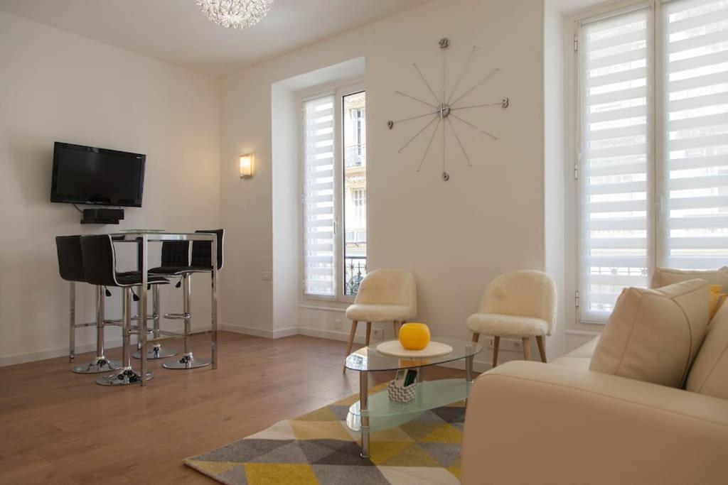 #28 1 Bdr Flat Ac Balcony Hper Central 10Mins To Beach & Old Town Niza Exterior foto