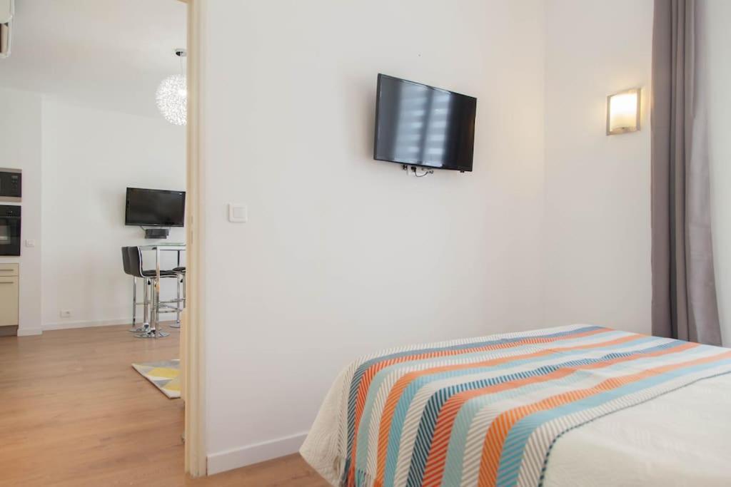#28 1 Bdr Flat Ac Balcony Hper Central 10Mins To Beach & Old Town Niza Exterior foto