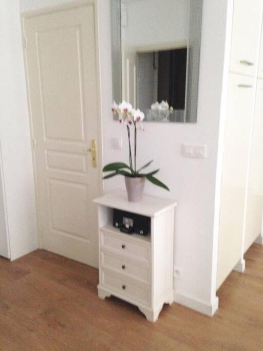 #28 1 Bdr Flat Ac Balcony Hper Central 10Mins To Beach & Old Town Niza Exterior foto